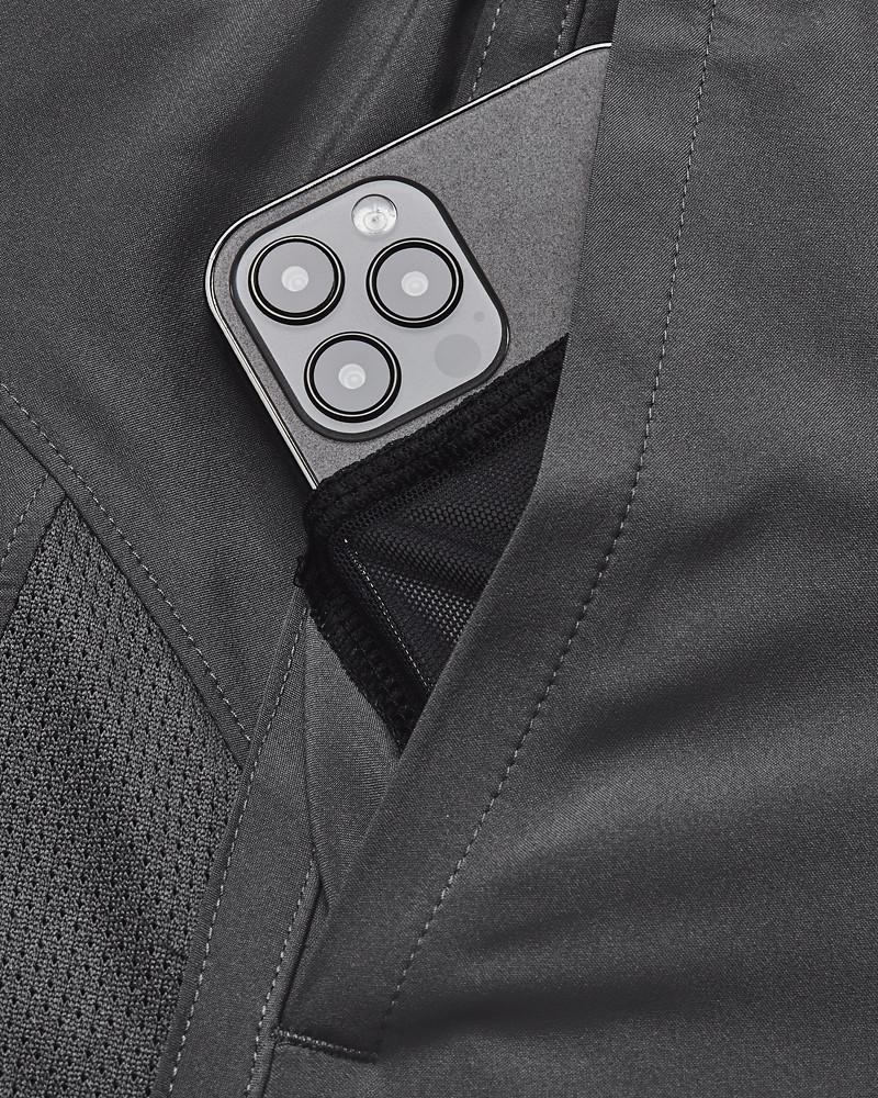 UA LAUNCH 7'' SHORTS 